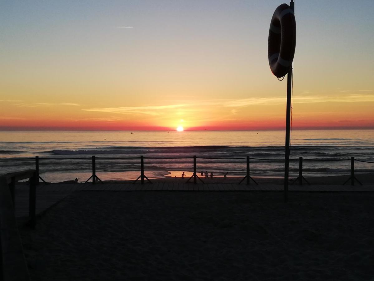 Vagueira Guest House - Pool & Beach Aveiro Buitenkant foto
